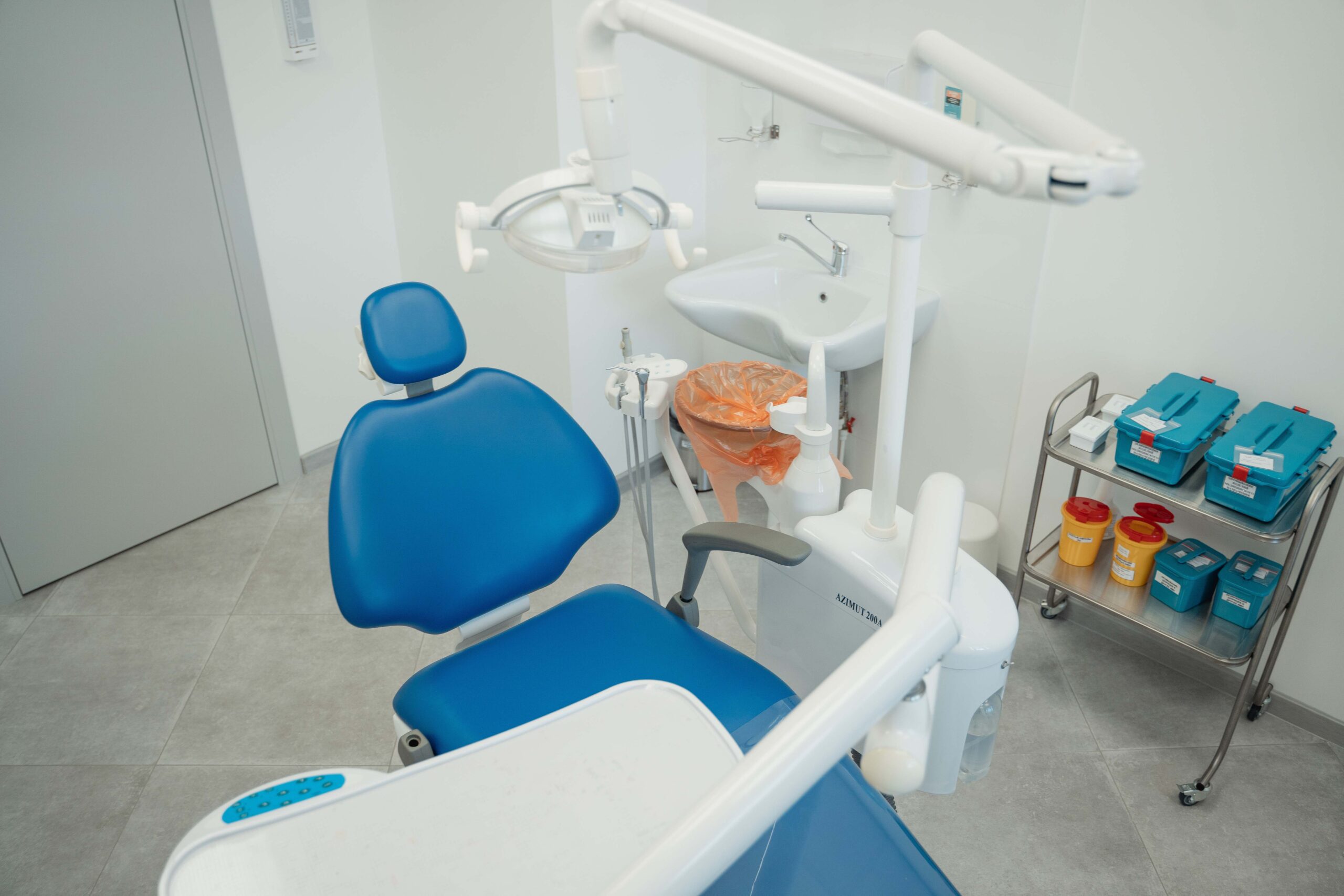 Dr Gobind Agarwal Dental Clinic Best Dentist in Kolkata